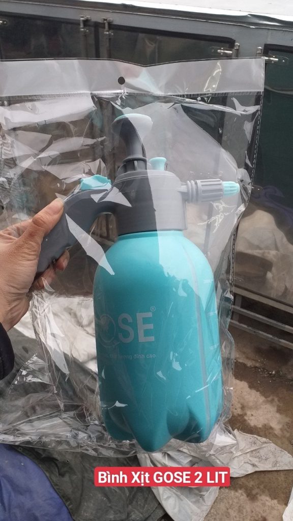 bình tưới cây 2 lít gose 3