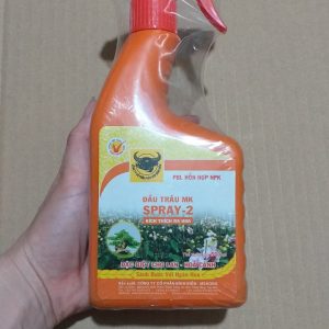 phan-bon-dau-trau-spray-2-kich-thich-ra-hoa-1