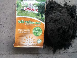 dat-trong-rau-lavamix-bao-22dm-11kg-dat-huu-co-tron-san-chuyen-cho-cay-rau-mau-rau-an-la-rau-mam-thao-moc