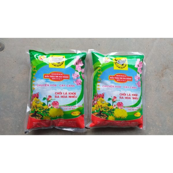 phan-bon-dau-trau-da-nang-npk-17-12-7-te-chuyen-hoa-va-cay-canh-choi-la-khoe-ra-hoa-nhieu-goi-1kg phan-bon-dau-trau-da-nang-npk-17-12-7-te-chuyen-hoa-va-cay-canh-choi-la-khoe-ra-hoa-nhieu-goi-1kg