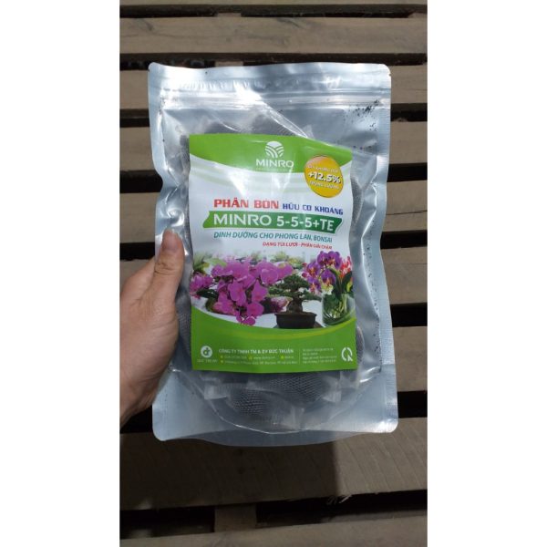 phan-bon-huu-co-khoang-tui-luoi-minro-6-4-6-te-kich-thich-ra-hoa-minro-5-5-5-te-danh-cho-phong-lan-bonsai-tui-400g phan-bon-huu-co-khoang-tui-luoi-minro-6-4-6-te-kich-thich-ra-hoa-minro-5-5-5-te-danh-cho-phong-lan-bonsai-tui-400g