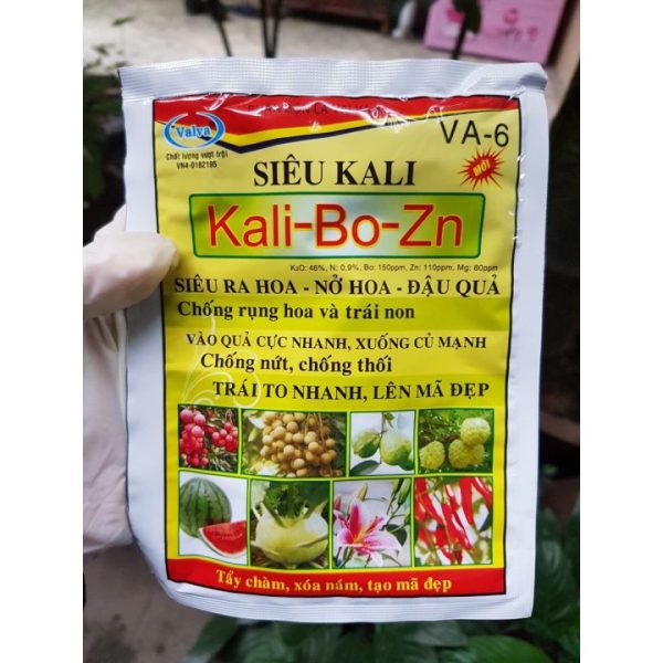 sieu-kali-kali-bo-zn-va6-phan-bon-tong-hop-sieu-ra-hoa-dau-qua-goi-50gr sieu-kali-kali-bo-zn-va6-phan-bon-tong-hop-sieu-ra-hoa-dau-qua-goi-50gr