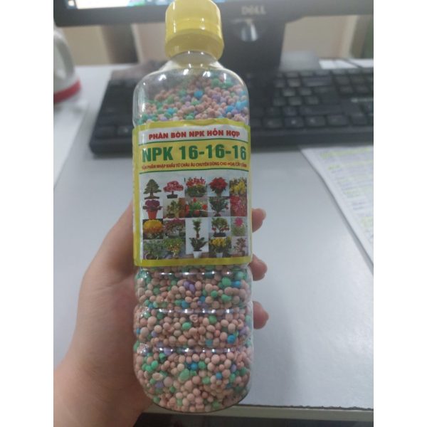 phan-tan-cham-npk-tong-hop-16-16-16-chuyen-dung-cho-hoa-cay-canh-chai-450gr-nguyen-lieu-nhap-chau-au phan-tan-cham-npk-tong-hop-16-16-16-chuyen-dung-cho-hoa-cay-canh-chai-450gr-nguyen-lieu-nhap-chau-au